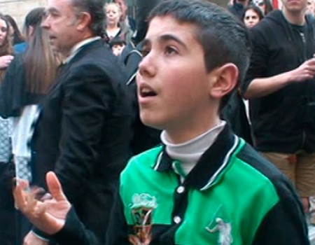 Luís Miguel Íñigo a los Dolores de la Soledad frente a Casa Puga | 2016