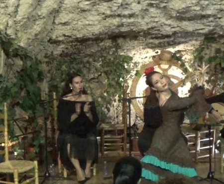 Alegrías el baile de Virginia García, al cante Ana Mar, al toque Antonio de Quero y a las palmas Niño de Las Cuevas